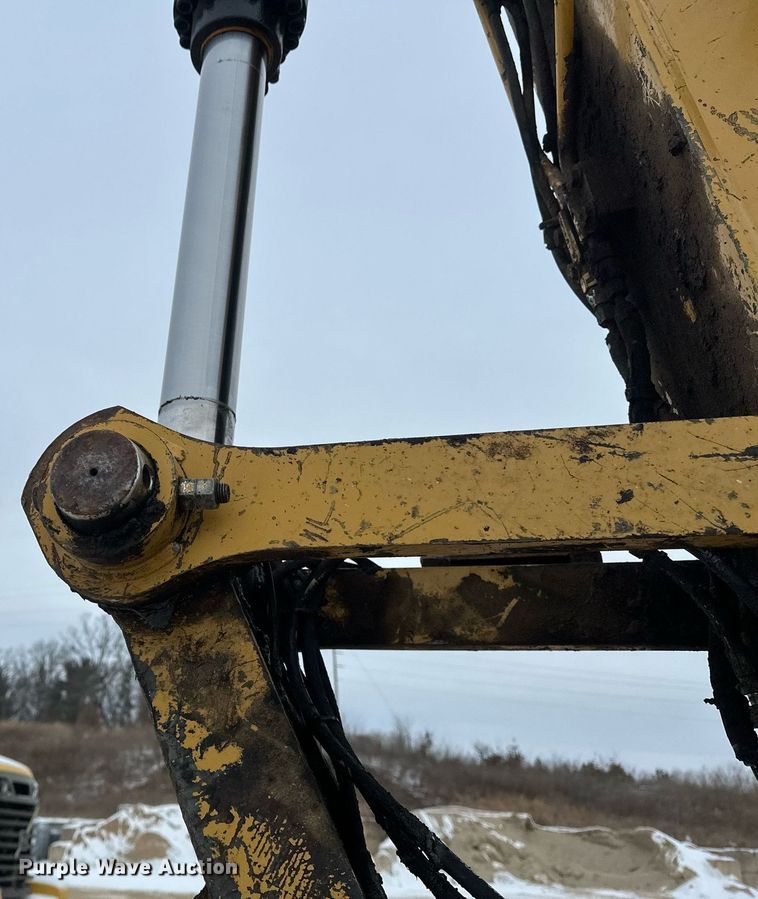 image for item DV0590 2014 Caterpillar 320EL excavator