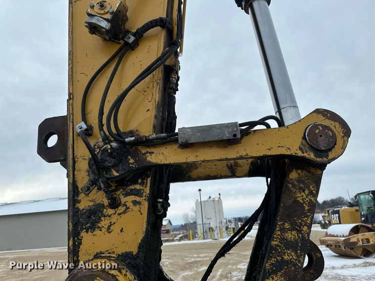 image for item DV0590 2014 Caterpillar 320EL excavator