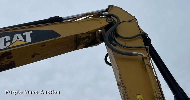image for item DV0590 2014 Caterpillar 320EL excavator