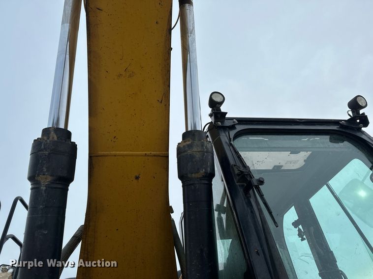 image for item DV0590 2014 Caterpillar 320EL excavator