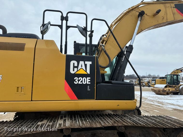 image for item DV0590 2014 Caterpillar 320EL excavator