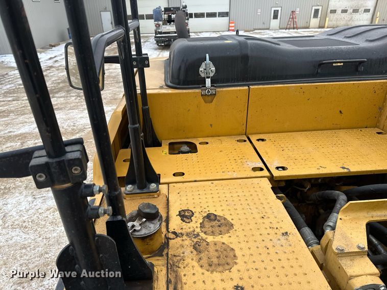 image for item DV0590 2014 Caterpillar 320EL excavator