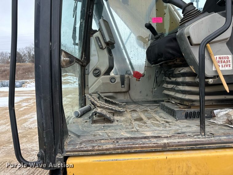 image for item DV0590 2014 Caterpillar 320EL excavator