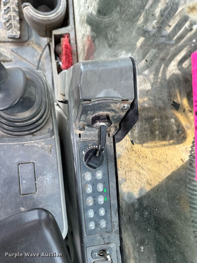 image for item DV0590 2014 Caterpillar 320EL excavator