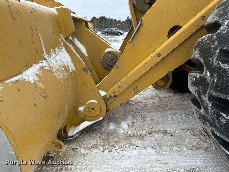 image for item DV0591 2017 Caterpillar 988K wheel loader