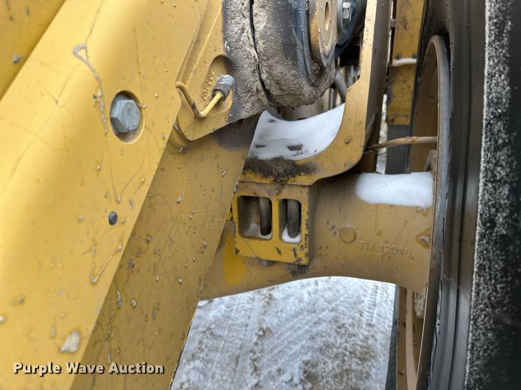 image for item DV0591 2017 Caterpillar 988K wheel loader