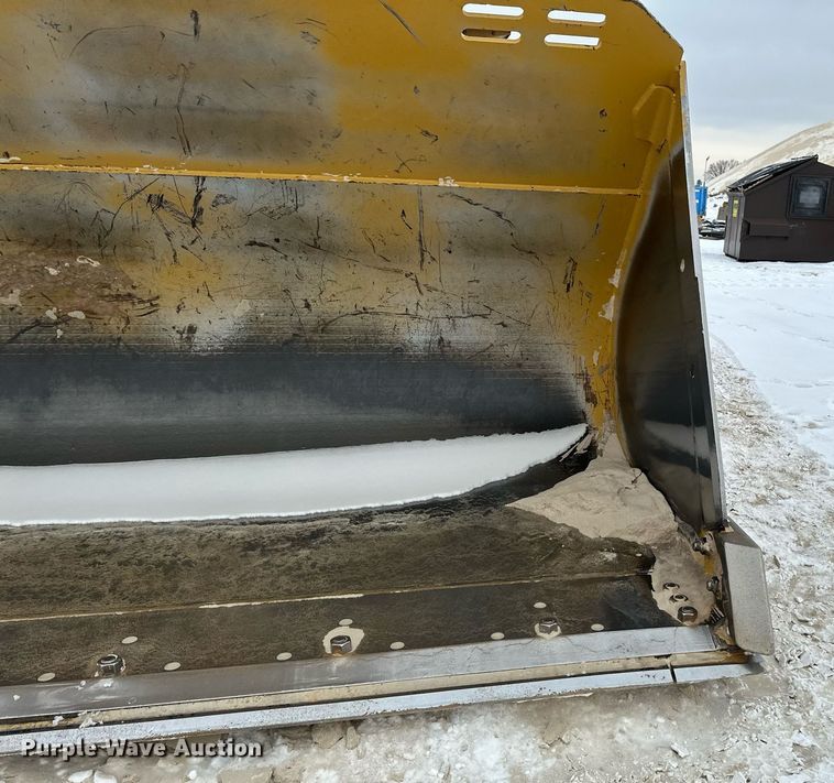 image for item DV0591 2017 Caterpillar 988K wheel loader