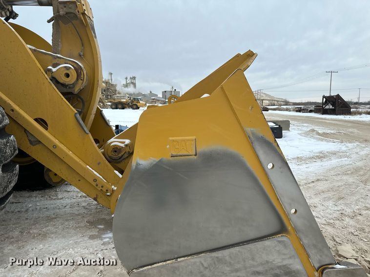 image for item DV0591 2017 Caterpillar 988K wheel loader