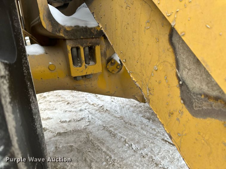 image for item DV0591 2017 Caterpillar 988K wheel loader