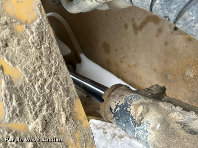 image for item DV0591 2017 Caterpillar 988K wheel loader