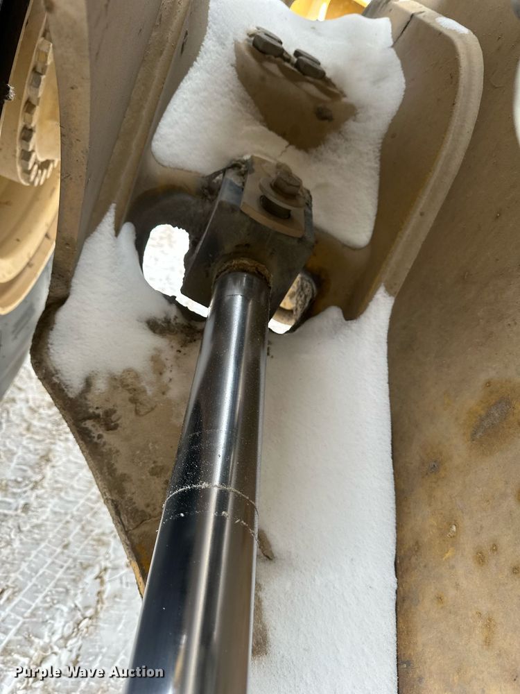 image for item DV0591 2017 Caterpillar 988K wheel loader