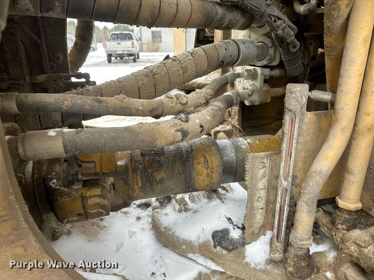 image for item DV0591 2017 Caterpillar 988K wheel loader