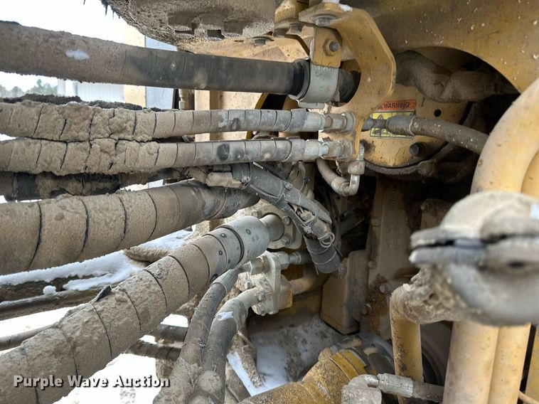 image for item DV0591 2017 Caterpillar 988K wheel loader