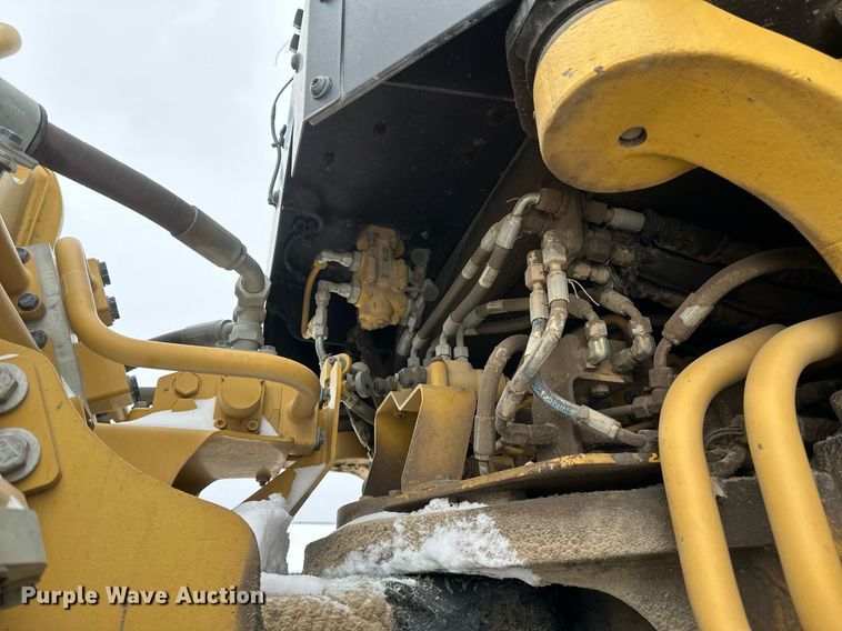 image for item DV0591 2017 Caterpillar 988K wheel loader