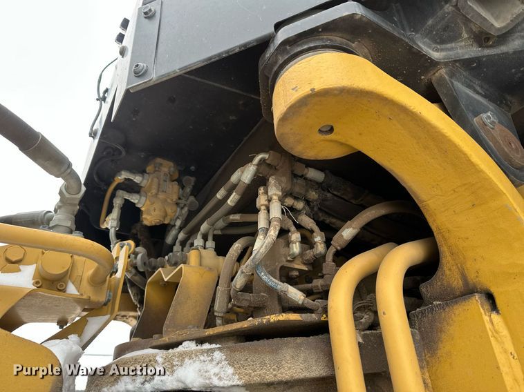 image for item DV0591 2017 Caterpillar 988K wheel loader