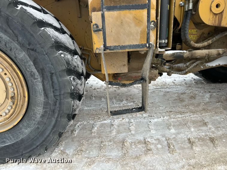 image for item DV0591 2017 Caterpillar 988K wheel loader