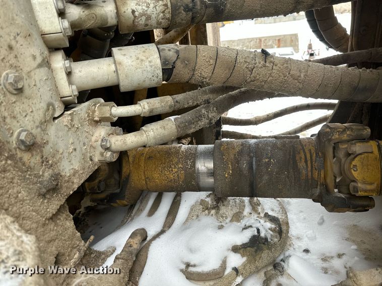 image for item DV0591 2017 Caterpillar 988K wheel loader