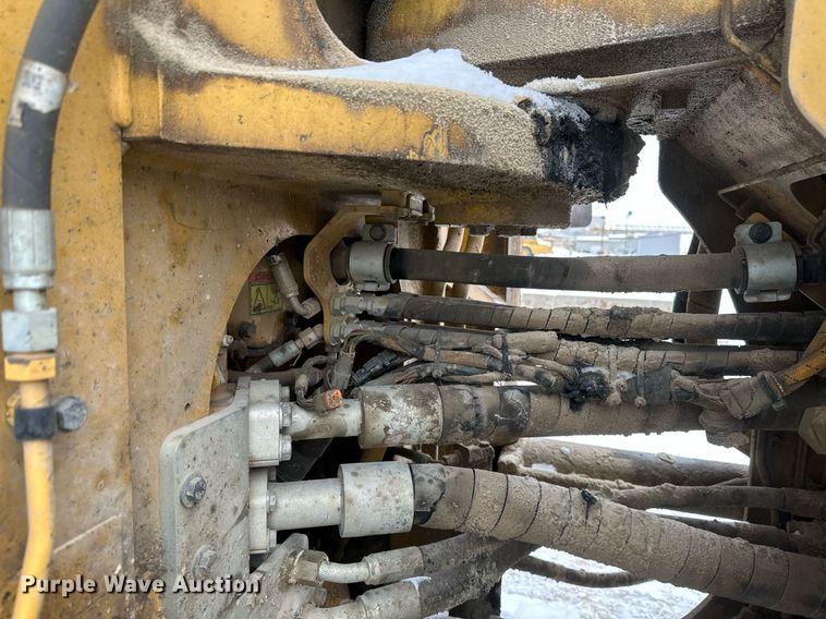 image for item DV0591 2017 Caterpillar 988K wheel loader