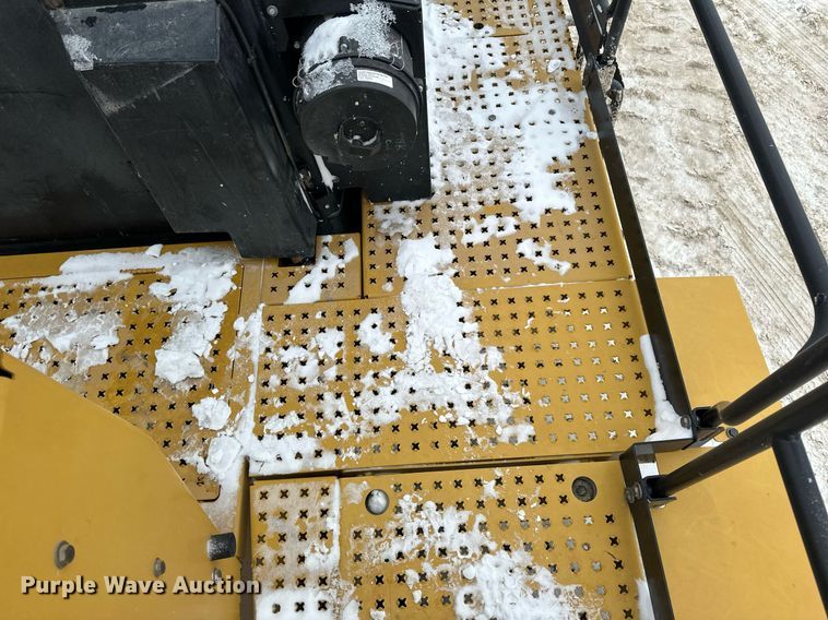 image for item DV0591 2017 Caterpillar 988K wheel loader