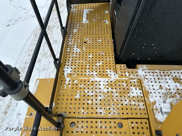 image for item DV0591 2017 Caterpillar 988K wheel loader