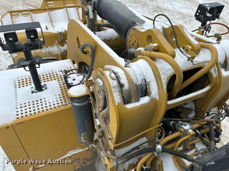 image for item DV0591 2017 Caterpillar 988K wheel loader