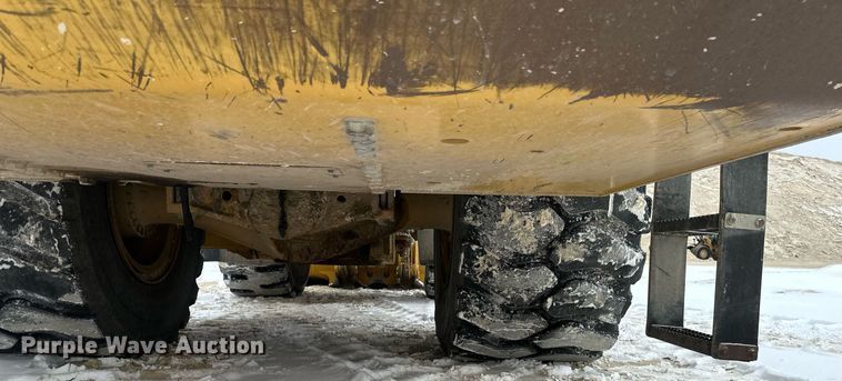 image for item DV0591 2017 Caterpillar 988K wheel loader