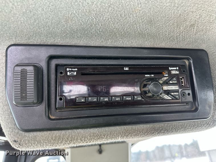 image for item DV0591 2017 Caterpillar 988K wheel loader