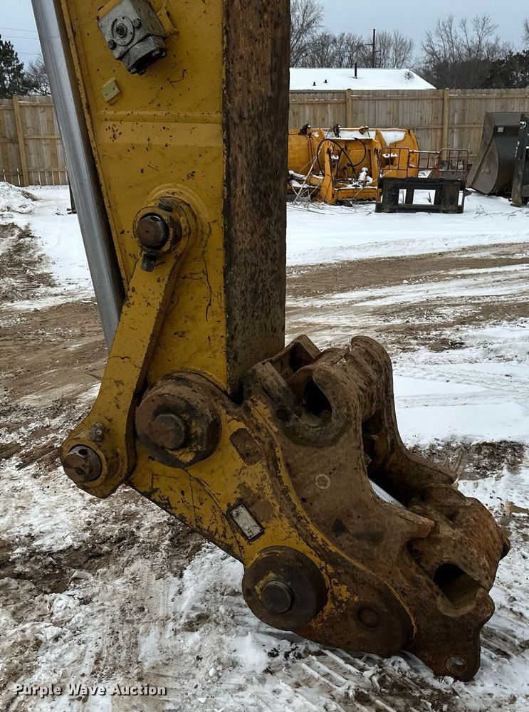 image for item DV0592 2015 Caterpillar 336FLXE excavator