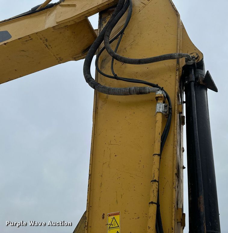 image for item DV0592 2015 Caterpillar 336FLXE excavator