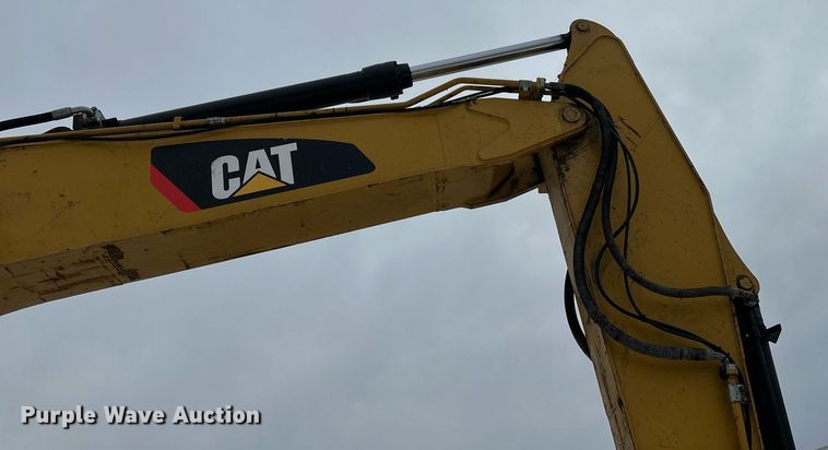 image for item DV0592 2015 Caterpillar 336FLXE excavator