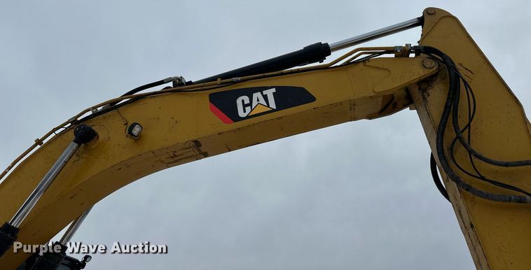 image for item DV0592 2015 Caterpillar 336FLXE excavator