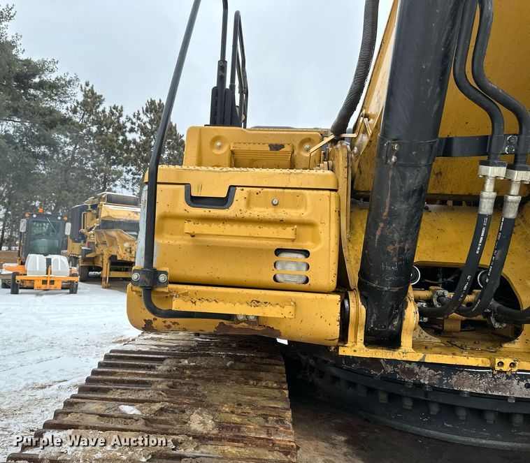 image for item DV0592 2015 Caterpillar 336FLXE excavator