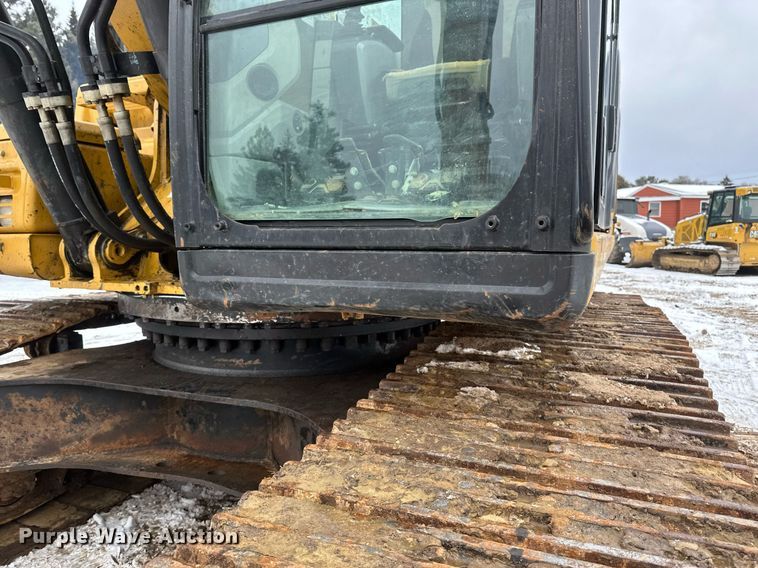 image for item DV0592 2015 Caterpillar 336FLXE excavator