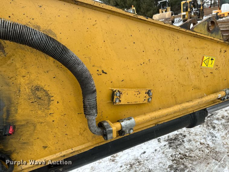 image for item DV0592 2015 Caterpillar 336FLXE excavator