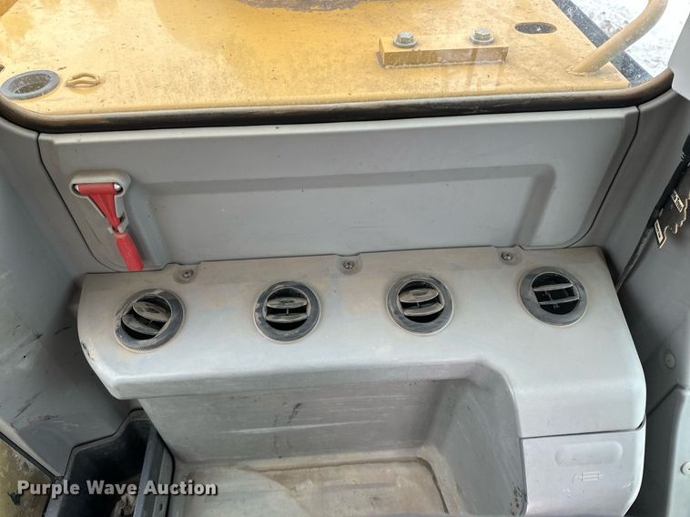 image for item DV0592 2015 Caterpillar 336FLXE excavator