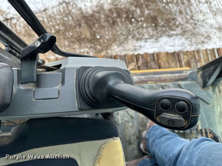 image for item DV0592 2015 Caterpillar 336FLXE excavator