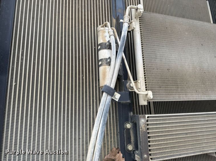 image for item DV0592 2015 Caterpillar 336FLXE excavator