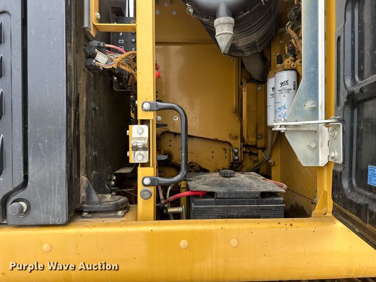 image for item DV0592 2015 Caterpillar 336FLXE excavator