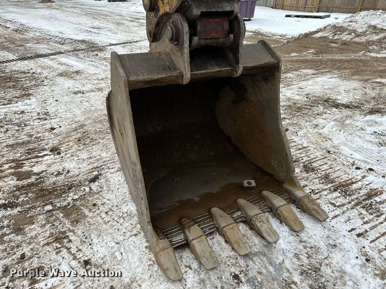 image for item DV0593 2013 Caterpillar 320E excavator