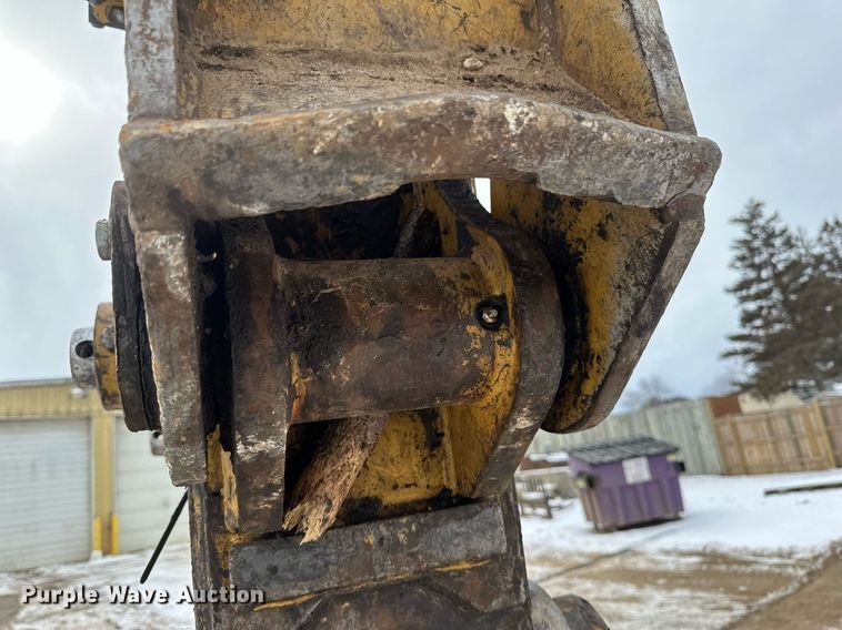 image for item DV0593 2013 Caterpillar 320E excavator