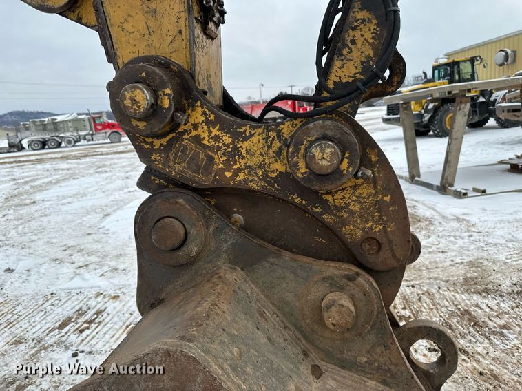 image for item DV0593 2013 Caterpillar 320E excavator
