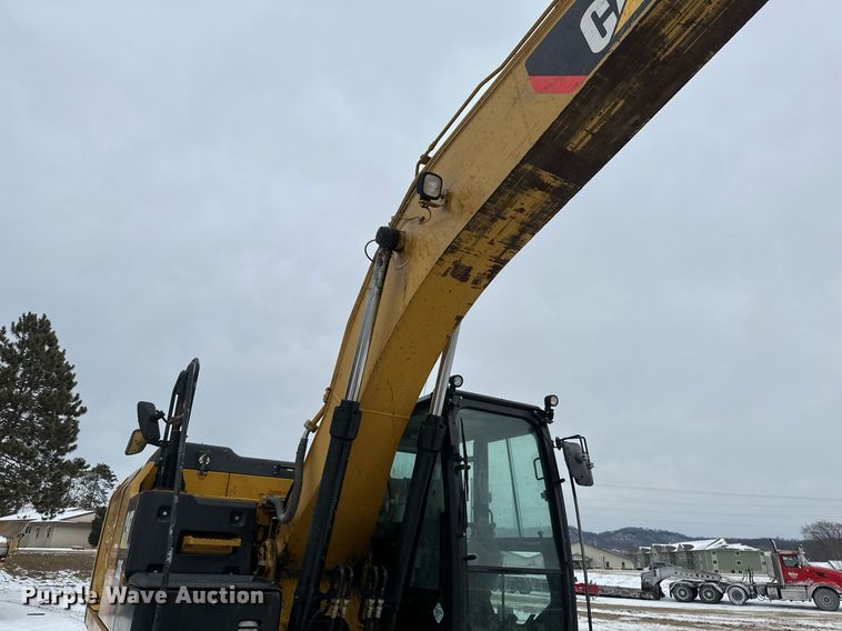 image for item DV0593 2013 Caterpillar 320E excavator