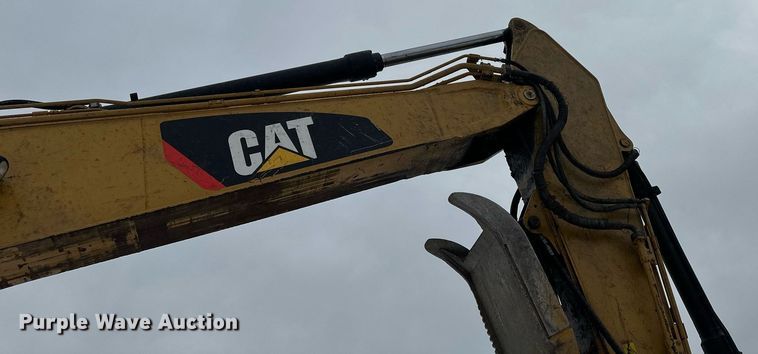 image for item DV0593 2013 Caterpillar 320E excavator
