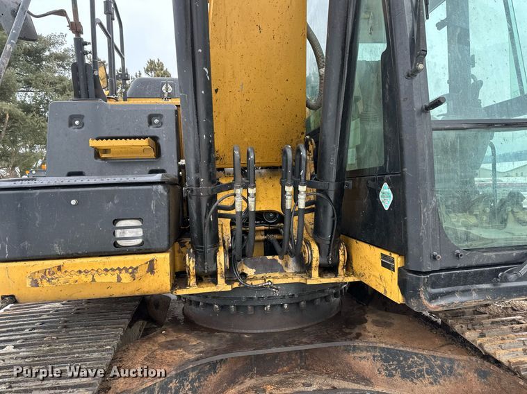 image for item DV0593 2013 Caterpillar 320E excavator