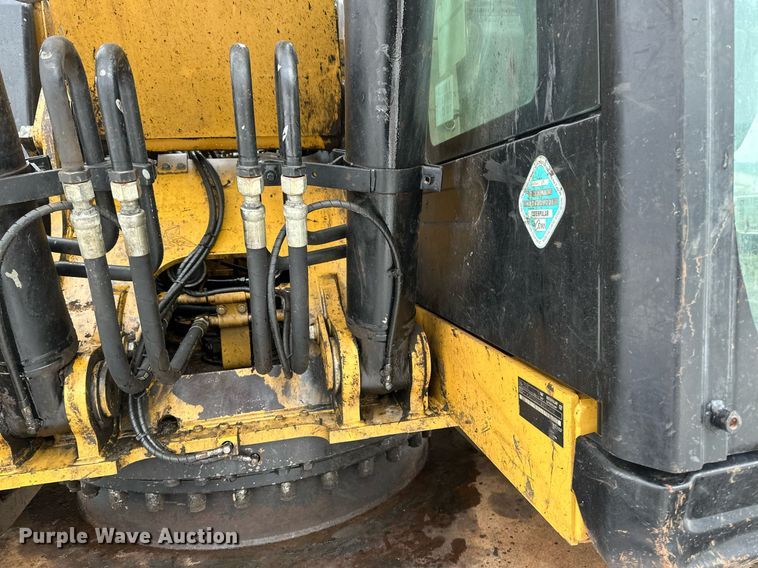 image for item DV0593 2013 Caterpillar 320E excavator