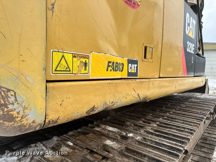 image for item DV0593 2013 Caterpillar 320E excavator