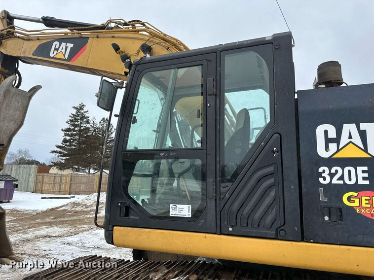 image for item DV0593 2013 Caterpillar 320E excavator