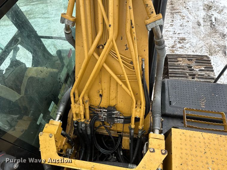 image for item DV0593 2013 Caterpillar 320E excavator