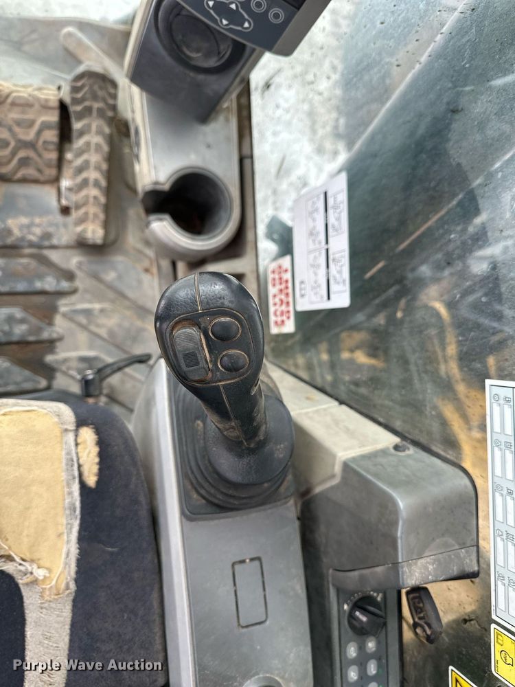 image for item DV0593 2013 Caterpillar 320E excavator