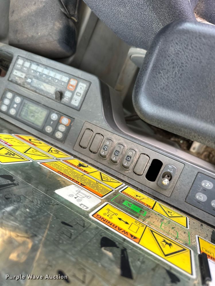 image for item DV0593 2013 Caterpillar 320E excavator